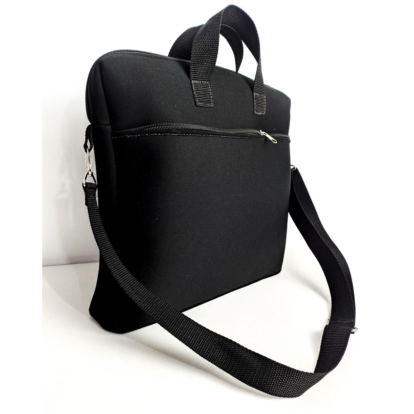 Kit Bolsa de Transporte para Videogame + 2 Capas para Controles – CN – Preto Bolsa para Videogames Case Notebook 5 Kit Bolsa de Transporte para Videogame + 2 Capas para Controles – CN – Preto Bolsa para Videogames Case Notebook 5