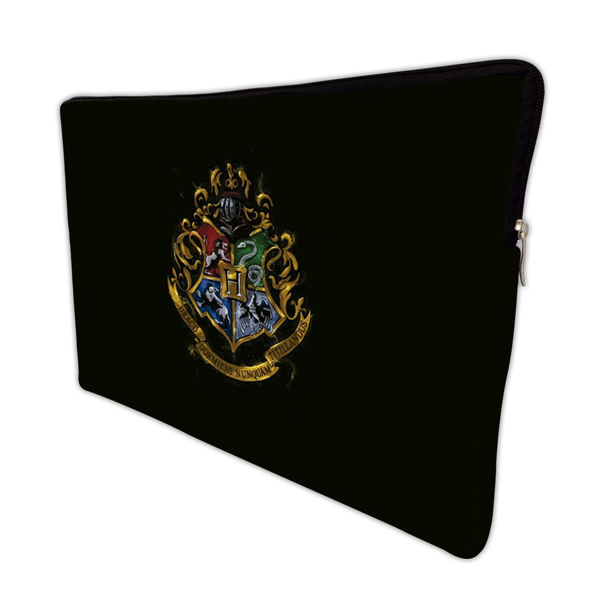 Capa para Notebook em Neoprene – CN – 15.6 Polegadas – Brasão Hogwarts 15.6 Polegadas Case Notebook 2 Capa para Notebook em Neoprene – CN – 15.6 Polegadas – Brasão Hogwarts 15.6 Polegadas Case Notebook 2