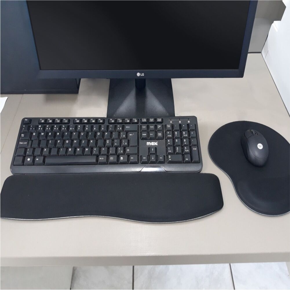 Apoio de Punho Ergonômico para Teclado – CN – Preto Mouse Pad Case Notebook 3 Apoio de Punho Ergonômico para Teclado – CN – Preto Mouse Pad Case Notebook 3